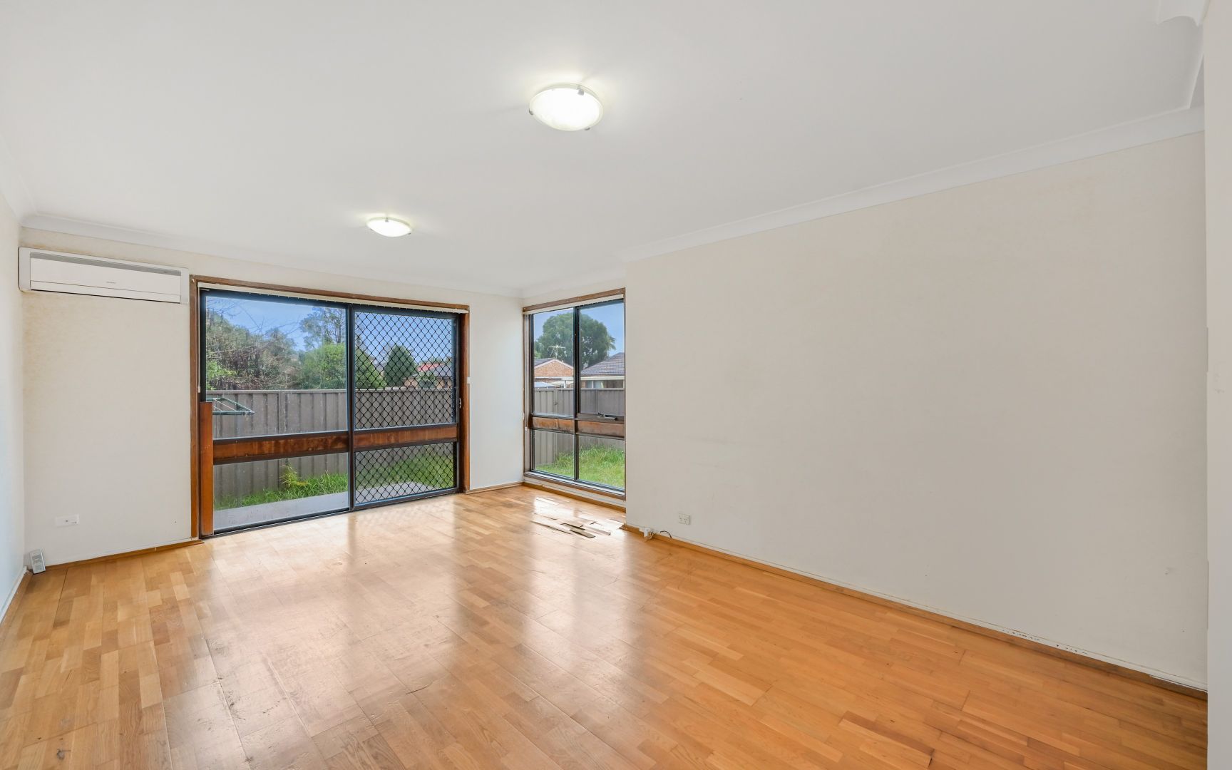 9/224 Harrow Road, Glenfield NSW 2167, Image 2