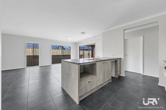 14 Pollen Place, Donnybrook VIC 3064, Image 2