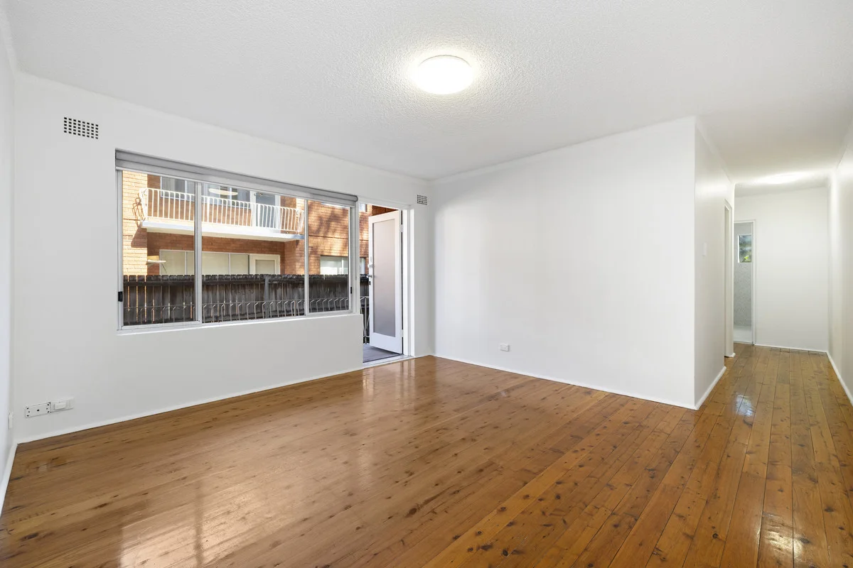 2/8 Mooney Street, Strathfield South NSW 2136