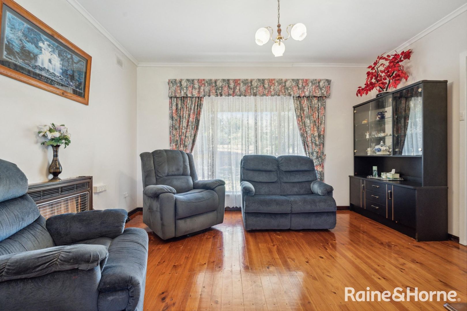 9 Wakefield Avenue, Morphett Vale SA 5162, Image 2