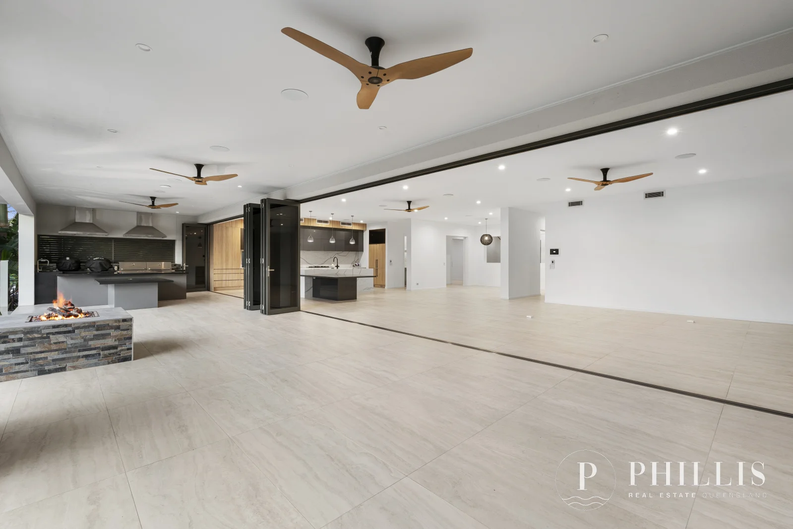 Additional image 64 of 2515 Cressbrook Drive, Hope Island QLD 4212