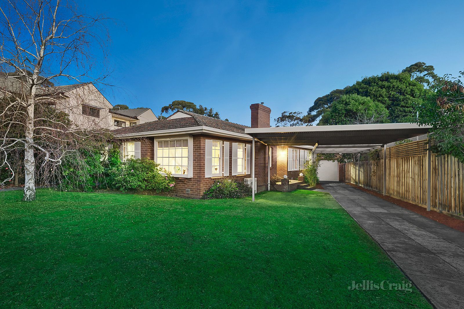 24 Portsmouth Street, Mount Waverley VIC 3149, Image 0