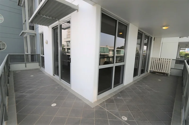 Additional image 10 of 412/3 Como Crescent, Southport QLD 4215