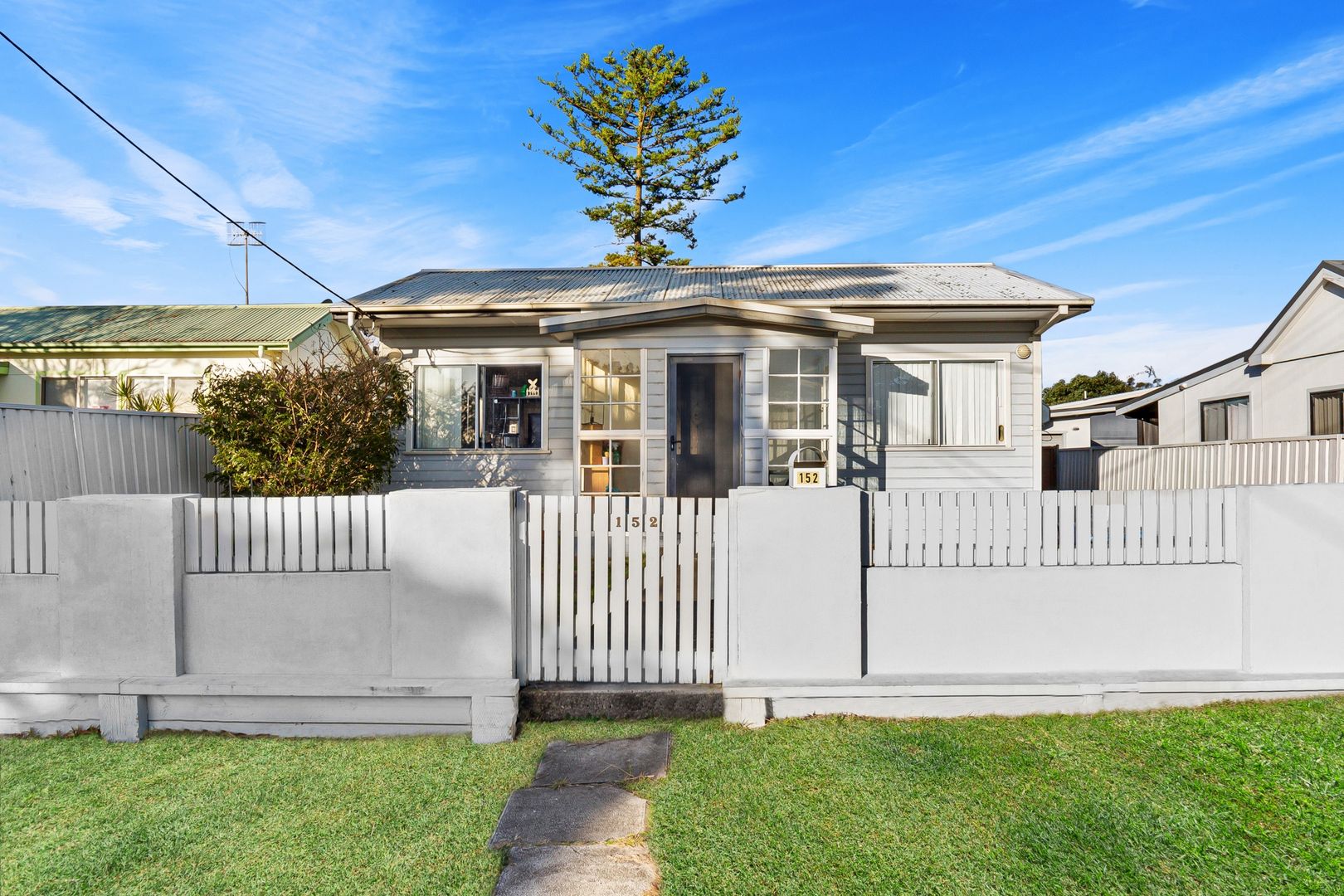 152 Trafalgar Avenue, Umina Beach NSW 2257