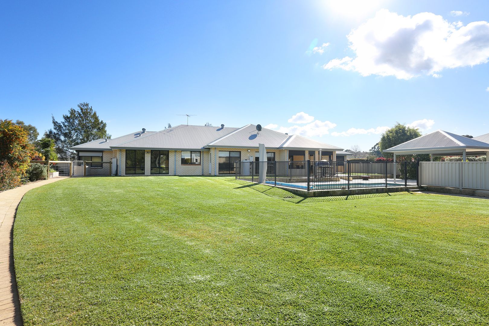 26 Eurythmic Road, Byford WA 6122, Image 1