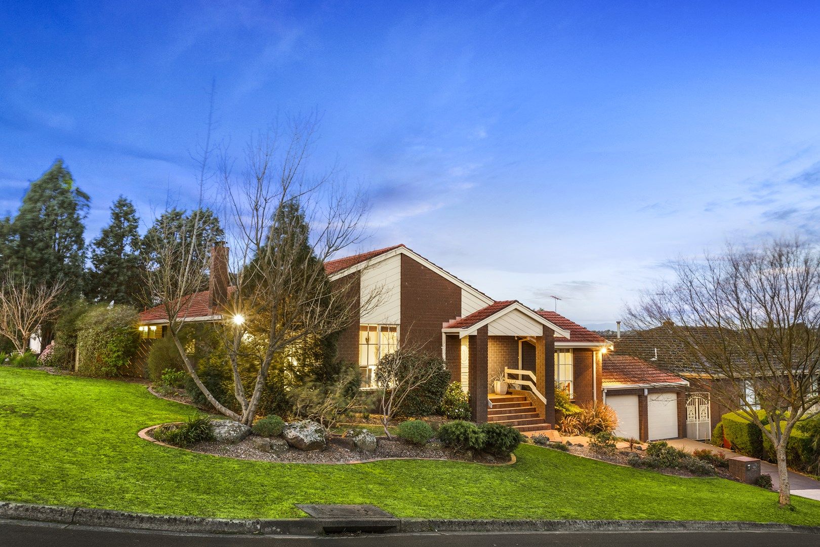 1 Roper Place, Doncaster East | Property History & Address Research ...