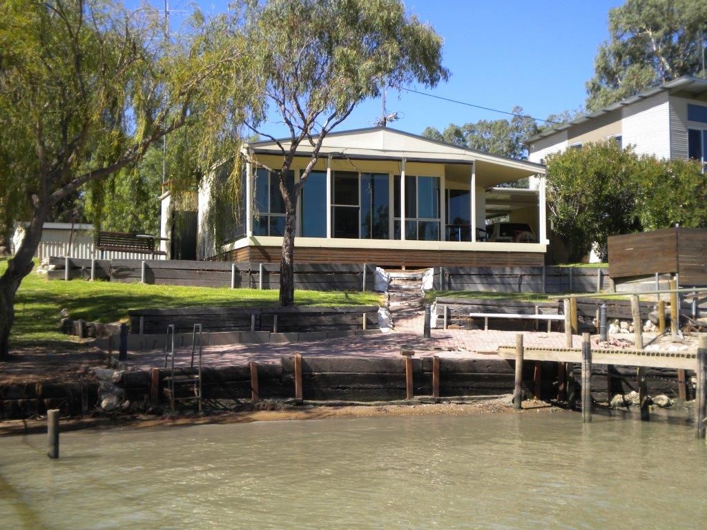 18 Riverside Drive, Big Bend SA 5238, Image 0