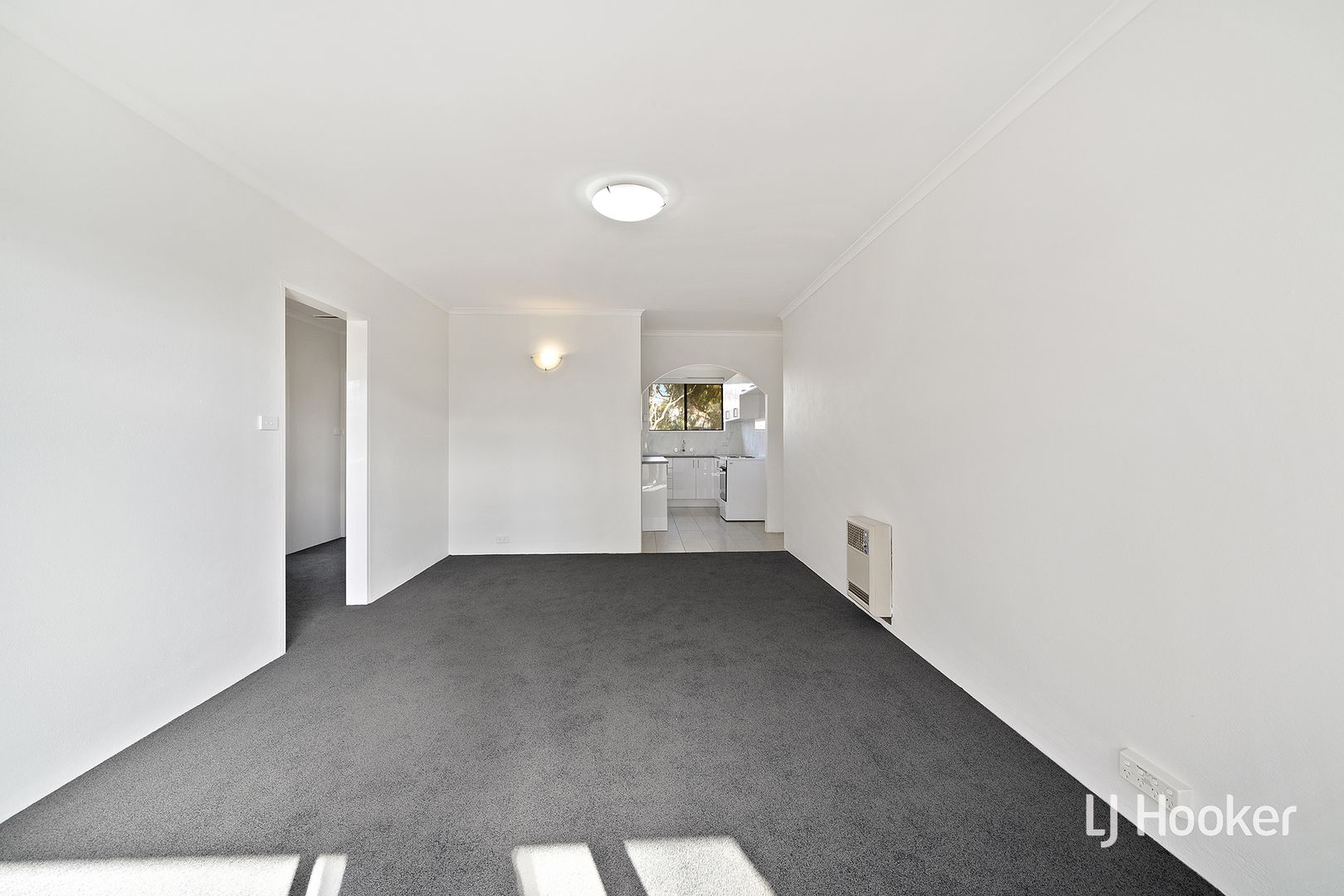 1/32 Springvale Drive, Hawker ACT 2614, Image 2