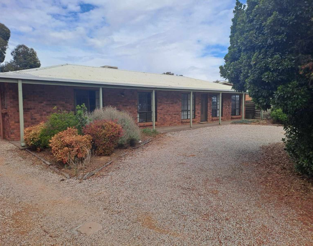 1 Cronin Street, Jamestown SA 5491