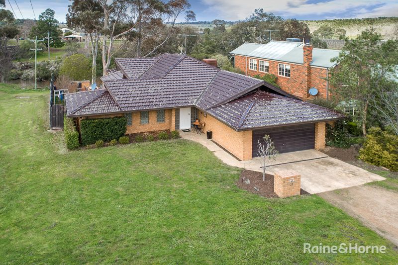 23 Powlett Street, Sunbury VIC 3429, Image 0