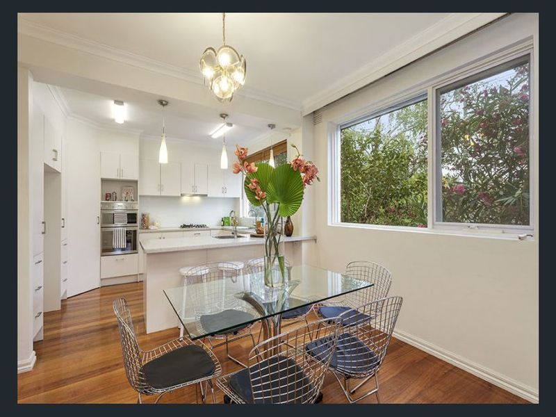 1/22A Kooyong Road, Caulfield North VIC 3161, Image 2