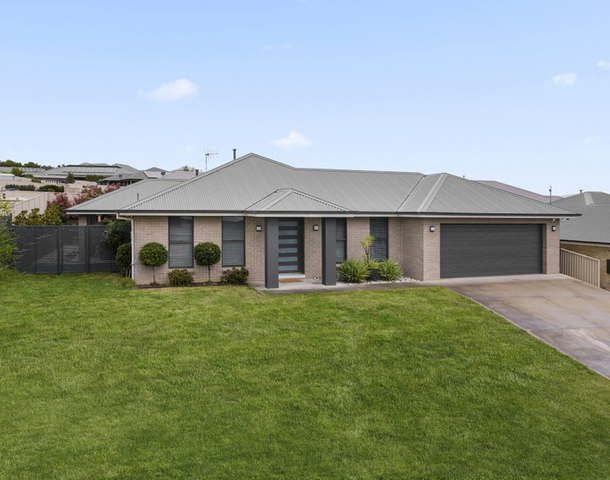 12 Coolabah Close, Kelso NSW 2795