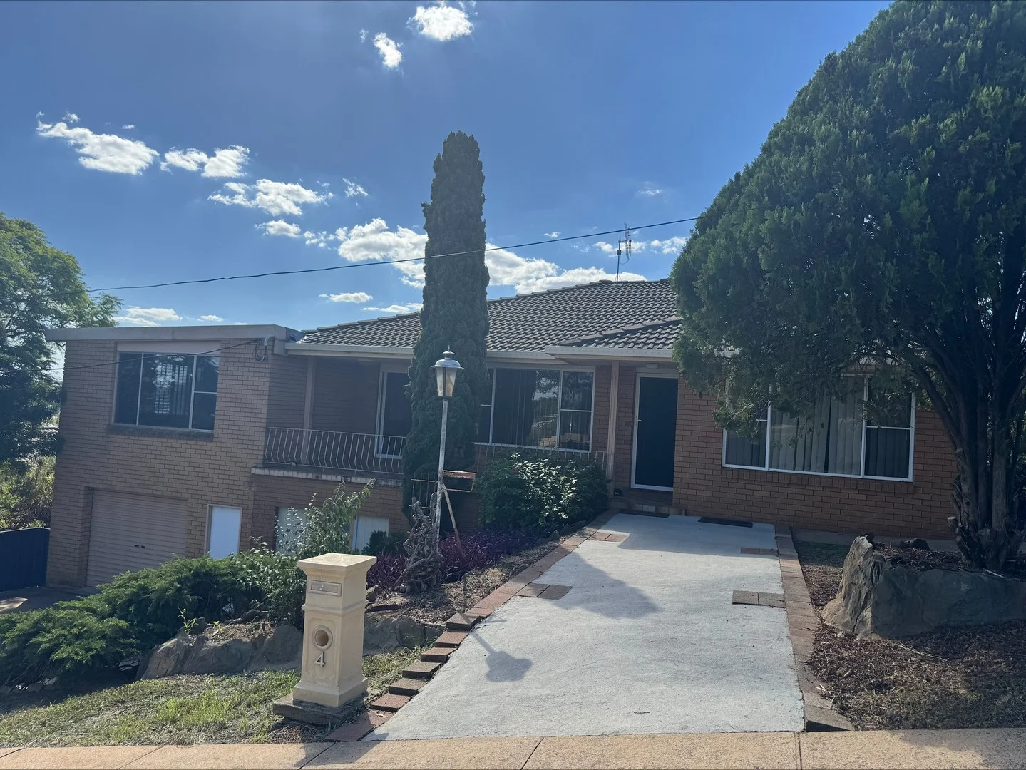 4 Church Street, Parkes NSW 2870