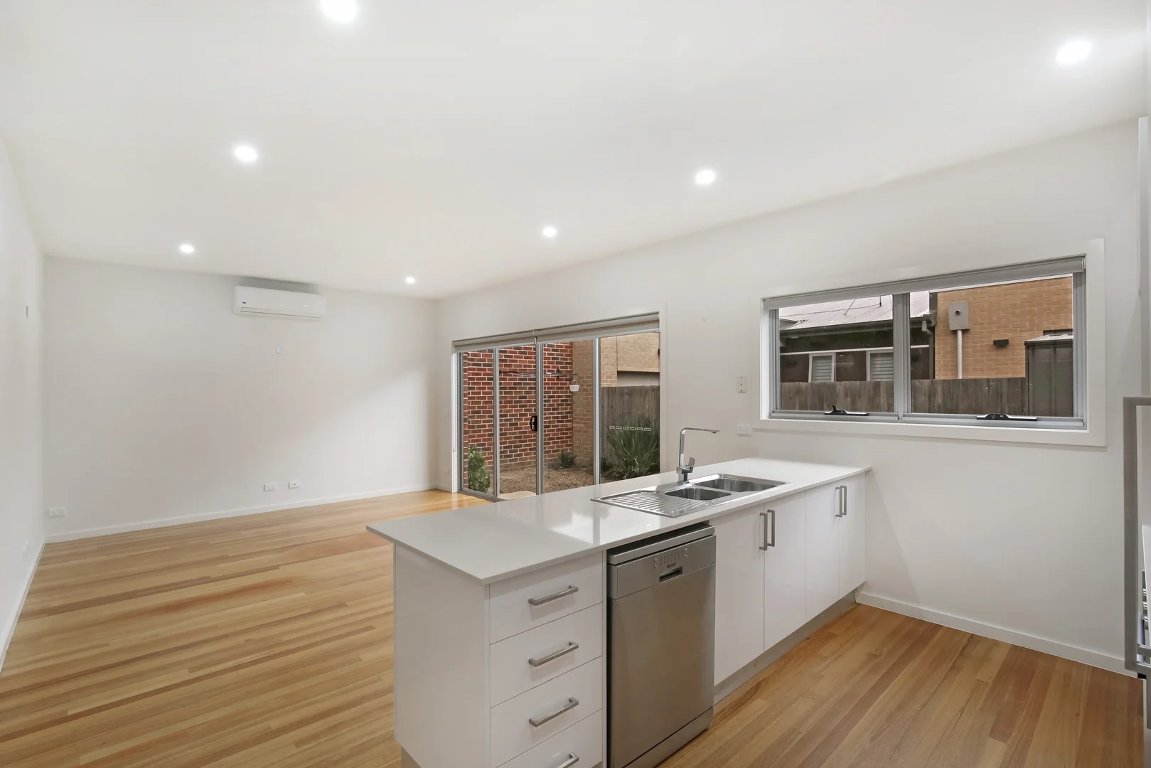 Additional image 5 of 6/33 View Street, Pascoe Vale VIC 3044