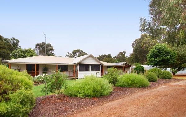 10384 Bussell Highway, WITCHCLIFFE WA 6286, Image 2