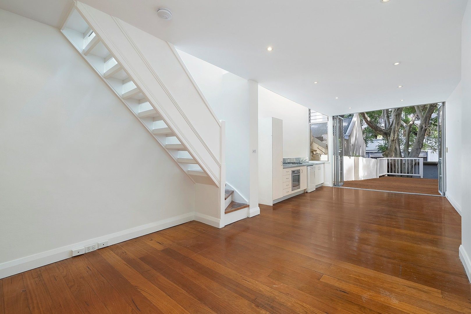 91 Buckingham Street, Surry Hills NSW 2010 House For Rent 1,275