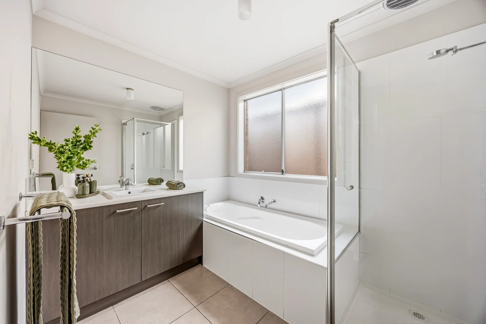 Additional image 17 of 27 Fraser Street, Mount Pleasant VIC 3350