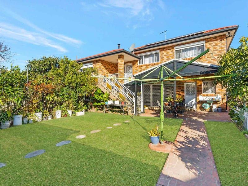 Rooty Hill NSW 2766 6 beds house for Sale, 1.39M to 1.52M