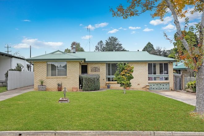 Picture of 34 Chapman Street, MOSS VALE NSW 2577
