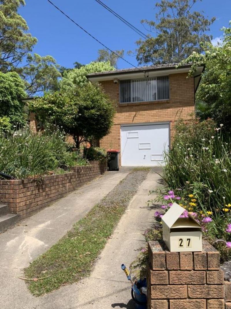 3 bedrooms House in 27 Janet Avenue THORNLEIGH NSW, 2120