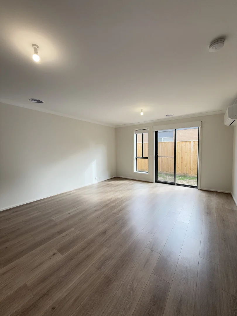 Additional image 4 of 67 Sumac Street, Brookfield VIC 3338