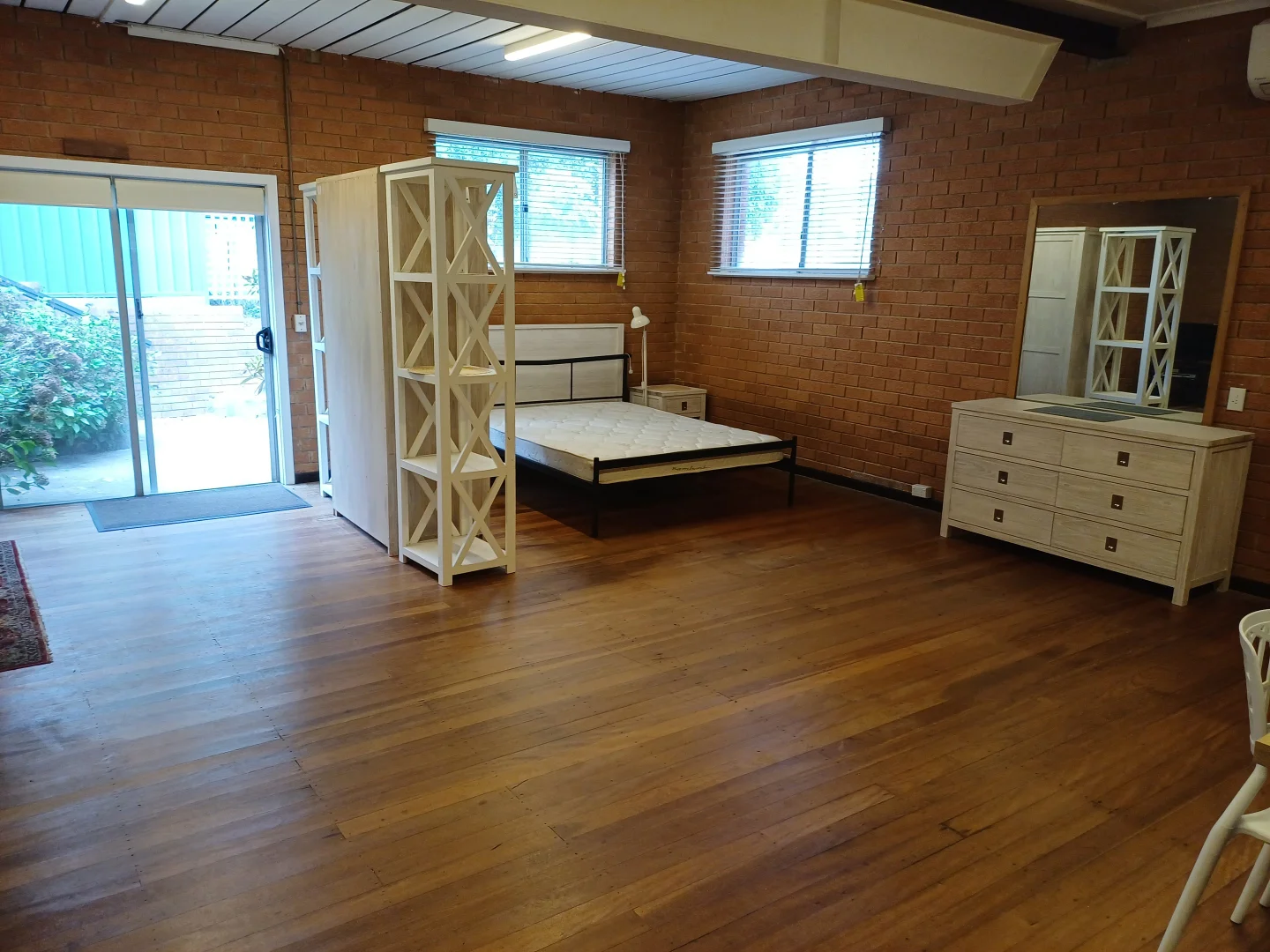 Additional image 3 of Melba ACT 2615