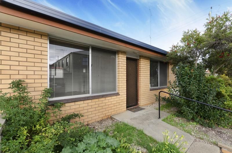 2/250 Pakington St, GEELONG WEST VIC 3218, Image 0