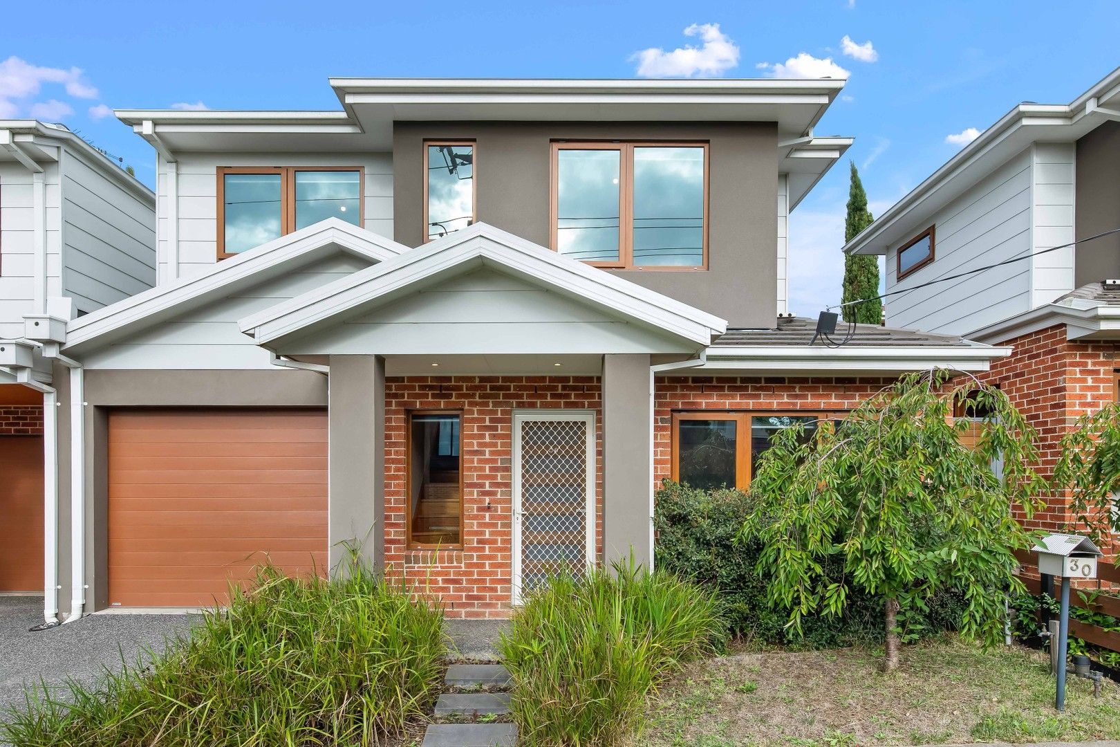 2 bedrooms Townhouse in 30 CHARLES Street PRESTON VIC, 3072