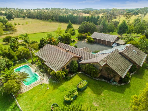 1515 Boorolong Road, Dumaresq NSW 2350