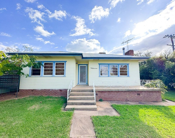 69 Hill Street, Forbes NSW 2871