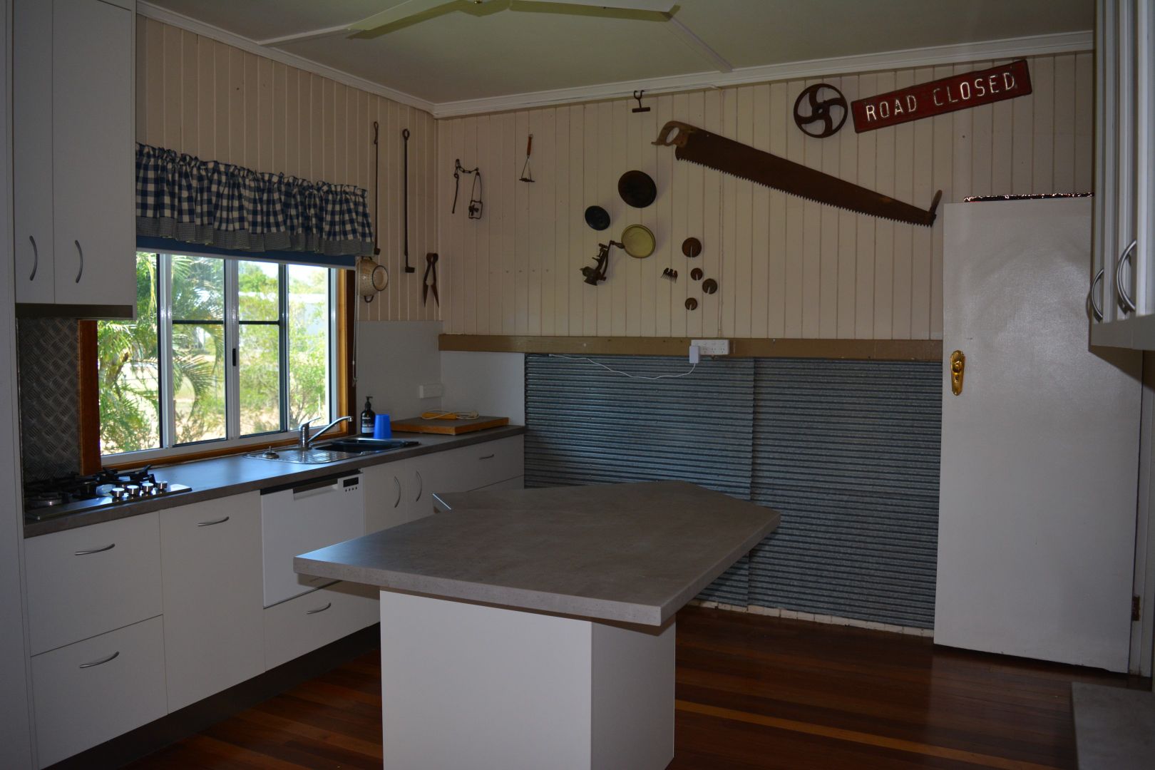 38 Maple Street, Barcaldine QLD 4725, Image 1