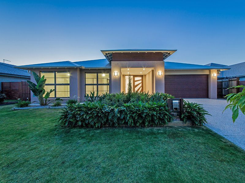 85 Watervale Parade, Wakerley QLD 4154