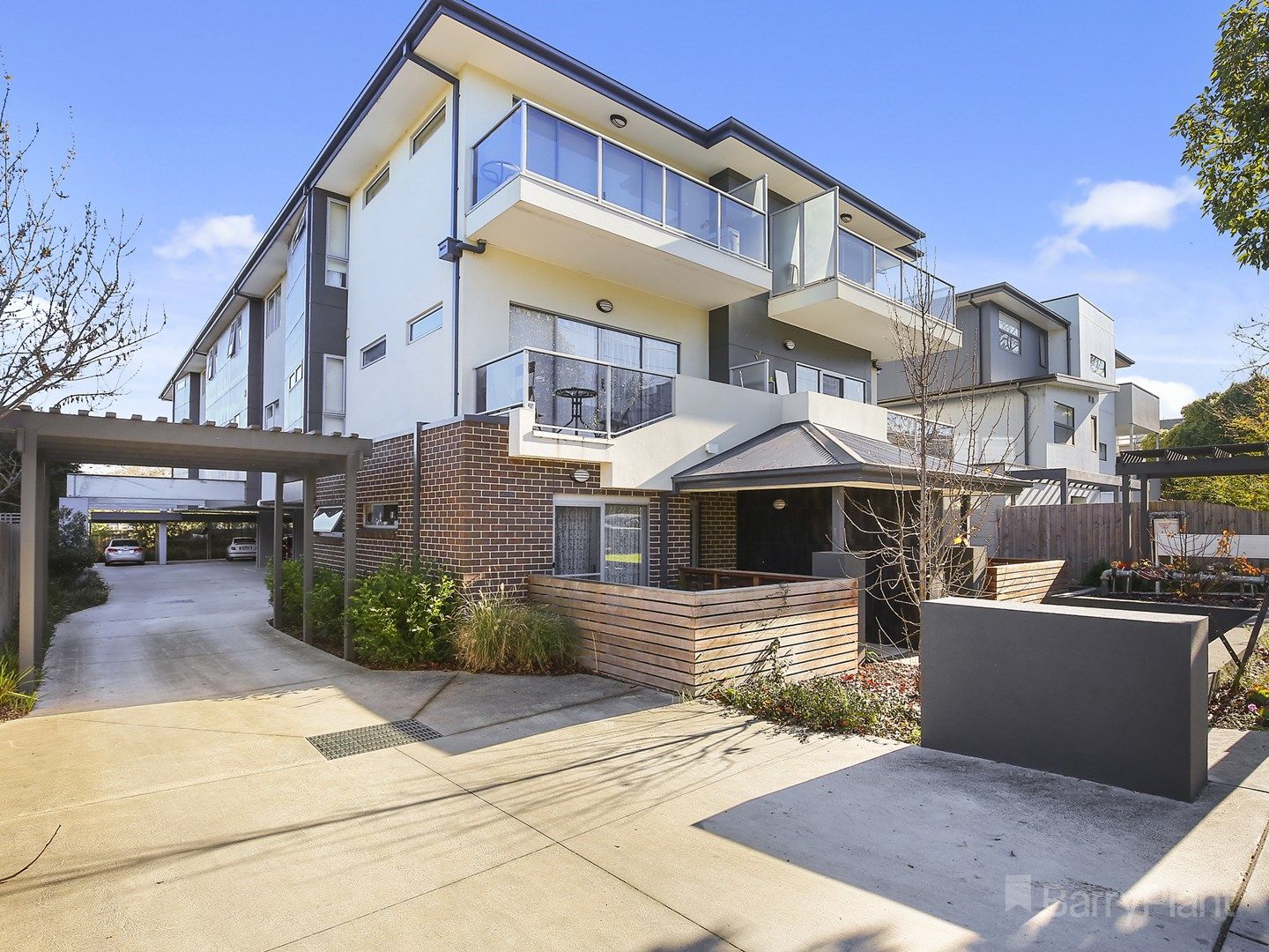 2/12 Alfrick Road, Croydon VIC 3136, Image 0