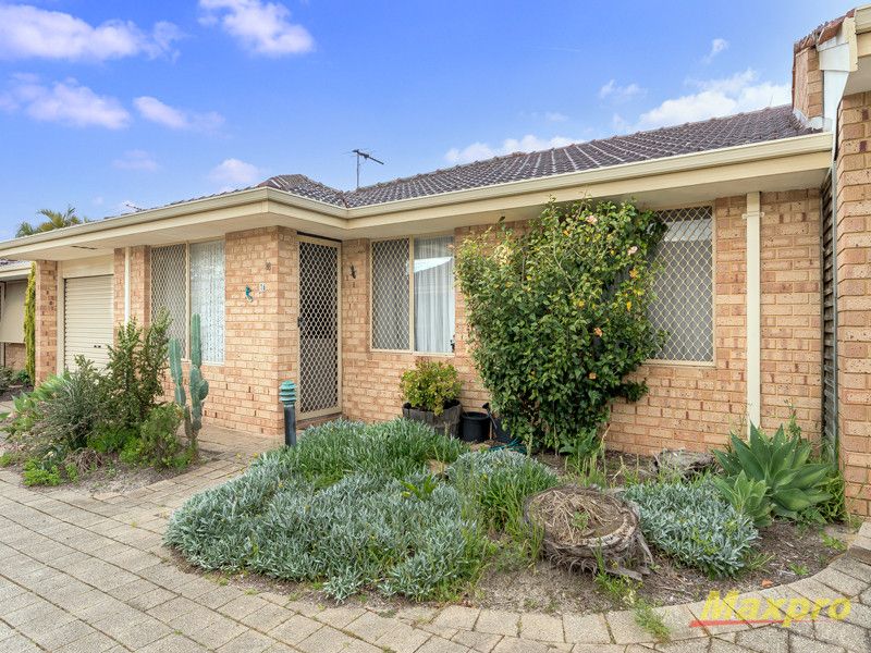 3 bedrooms Apartment / Unit / Flat in 16/6 Lester Drive THORNLIE WA, 6108