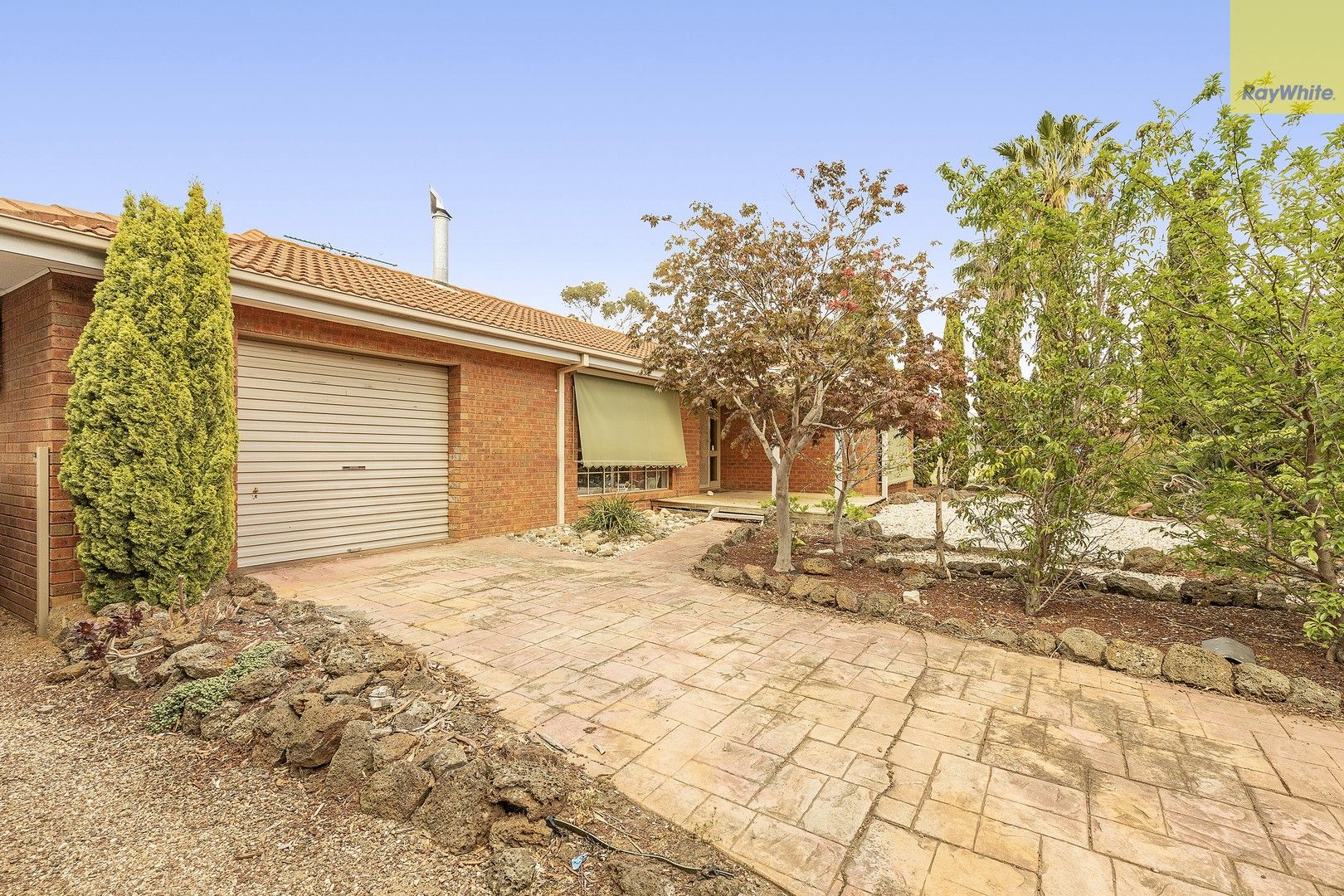 3 bedrooms House in 2 Hobler Place DARLEY VIC, 3340