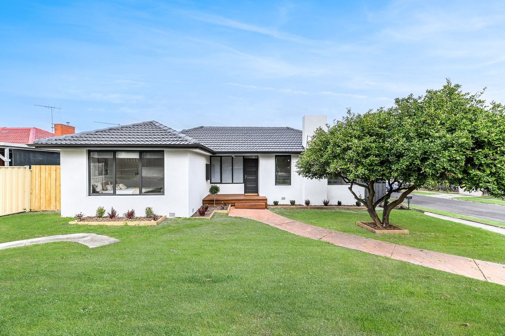 3 bedrooms House in 26 Park Road NOBLE PARK VIC, 3174