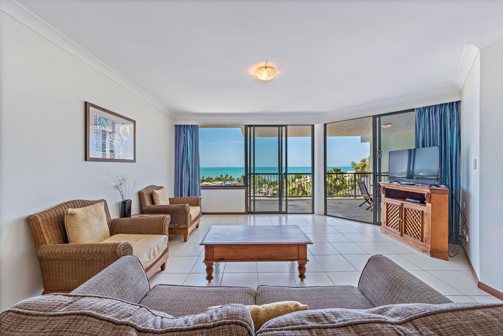 2 bedrooms Apartment / Unit / Flat in 21/4 Golden Orchid Drive AIRLIE BEACH QLD, 4802