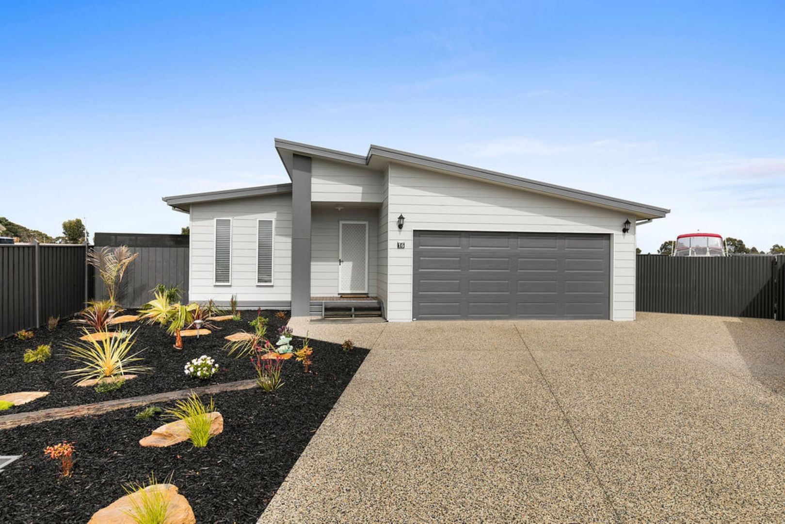 16 PEARL COURT, Cowes VIC 3922, Image 1