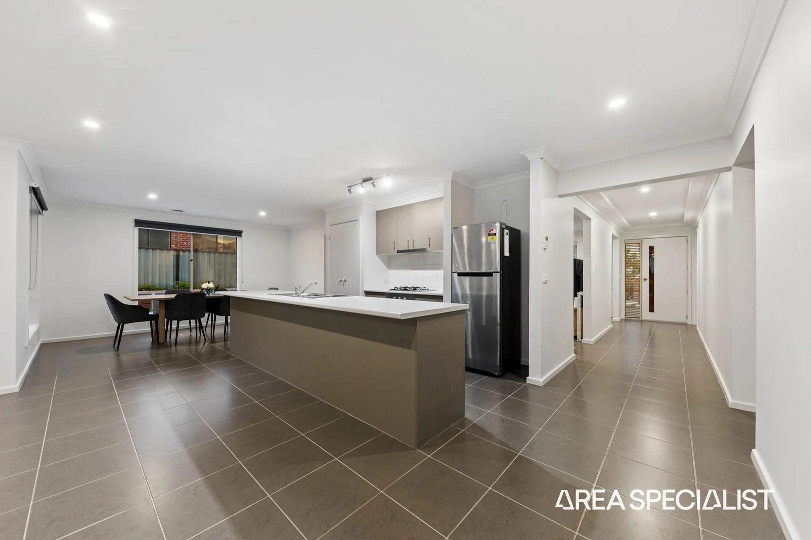 Additional image 2 of 21 Windermere Boulevard, Pakenham VIC 3810