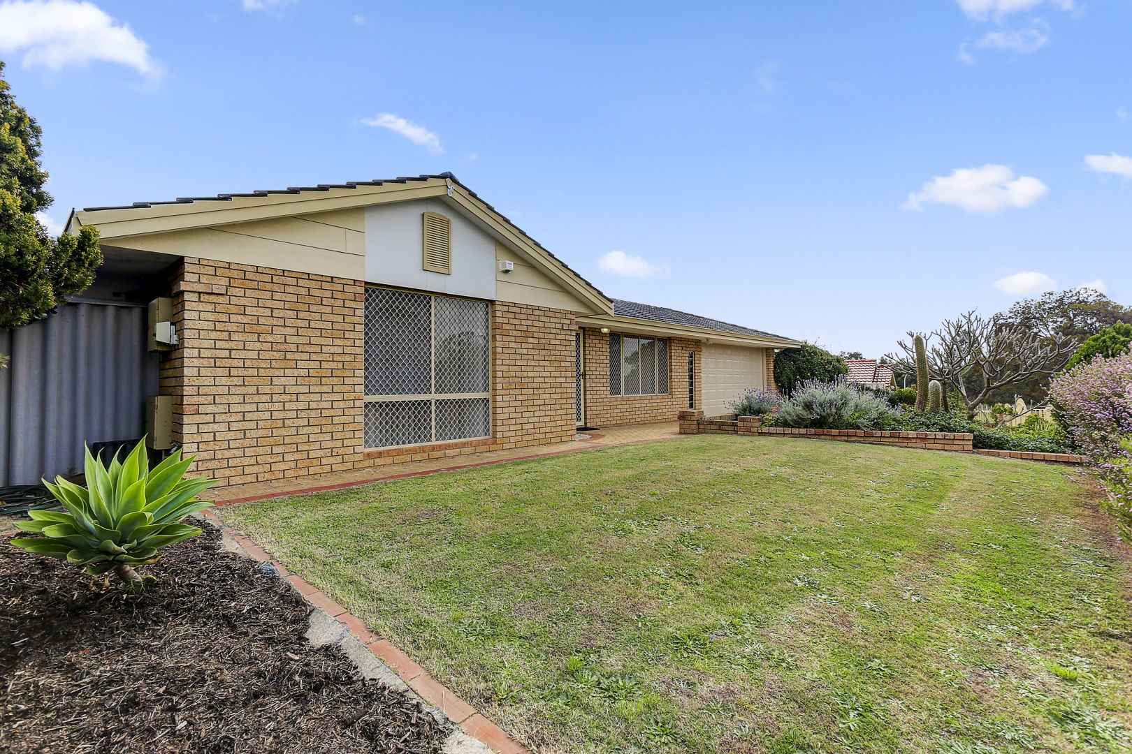 21 St Lawrence Drive, Beechboro WA 6063, Image 2