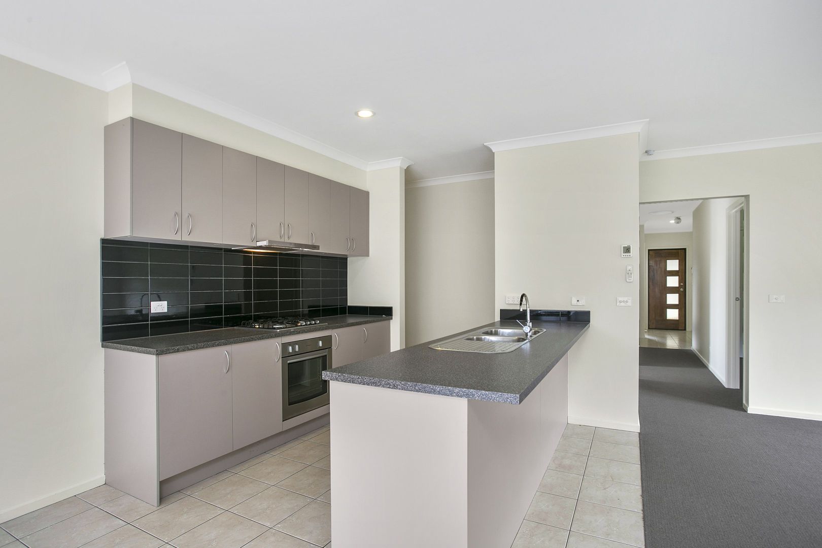 1 Lucca Court, Leopold VIC 3224, Image 2