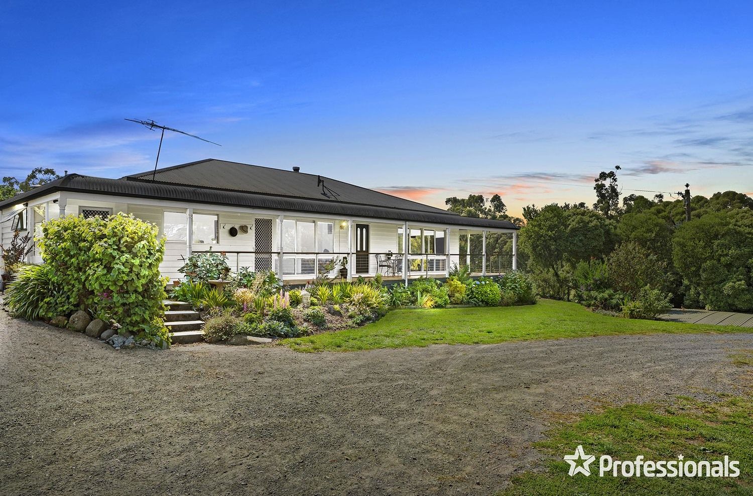 45 Dalry Road, Launching Place VIC 3139, Image 2