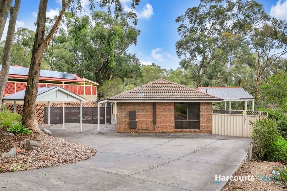 24 Outlook Drive, Aberfoyle Park SA 5159, Image 2