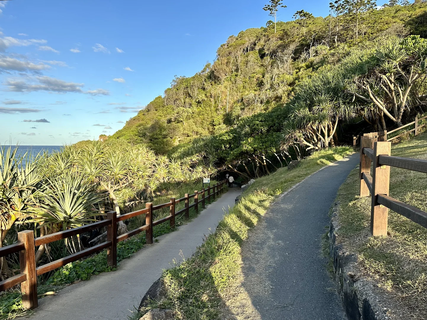 Additional image 19 of 2/12 Park Avenue, Burleigh Heads QLD 4220