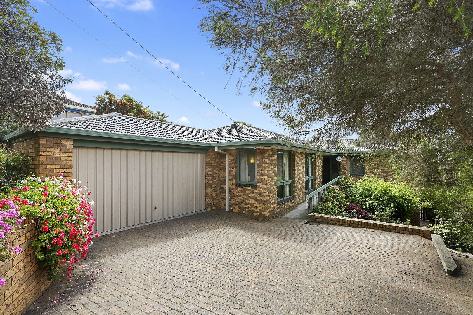 2 Mont D'or Parade, Highton VIC 3216, Image 0