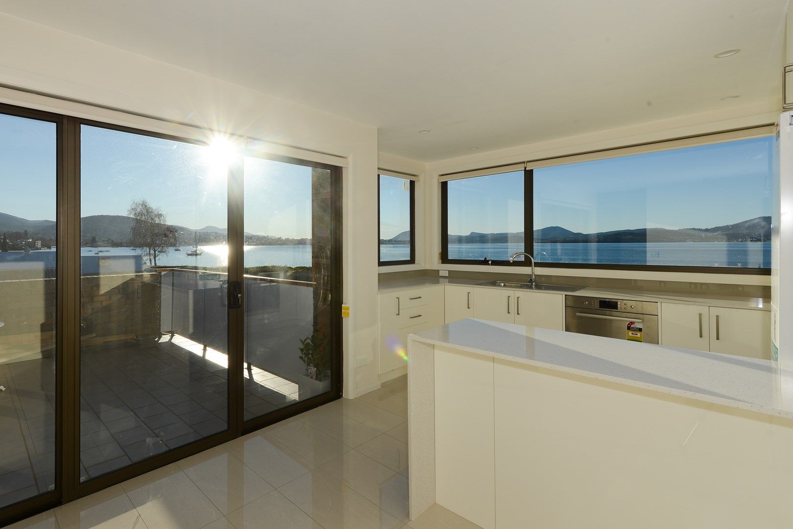 2 bedrooms House in 3/4 Mansell Court SANDY BAY TAS, 7005
