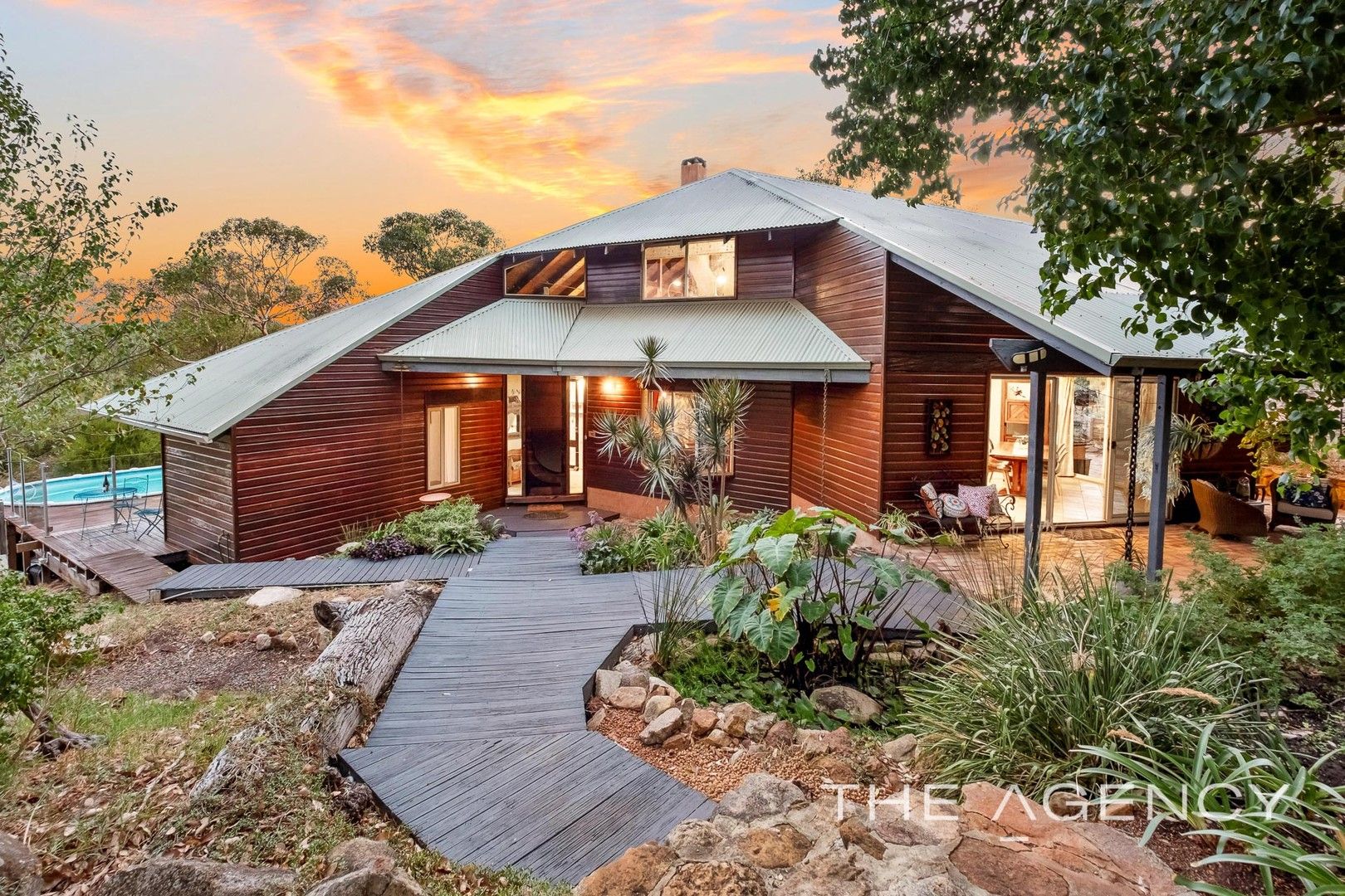 3 bedrooms House in 9 Amherst Avenue DARLINGTON WA, 6070