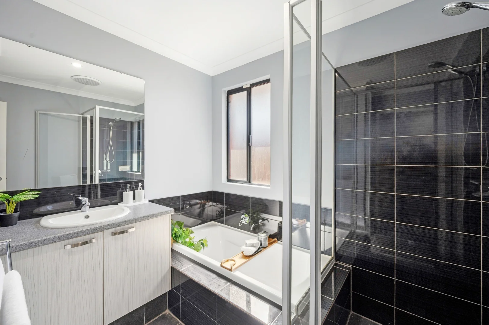 Additional image 8 of 166 Gateway Boulevard, Canning Vale WA 6155