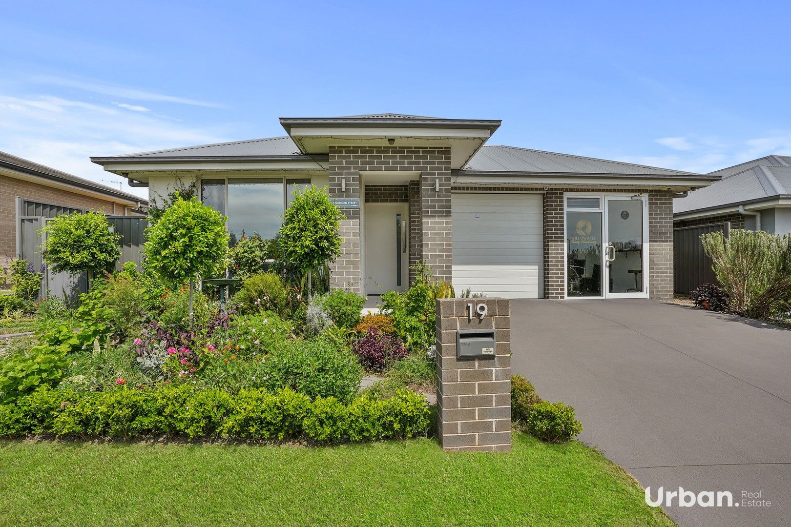 3 bedrooms House in 19 Elkhorn Street DENHAM COURT NSW, 2565