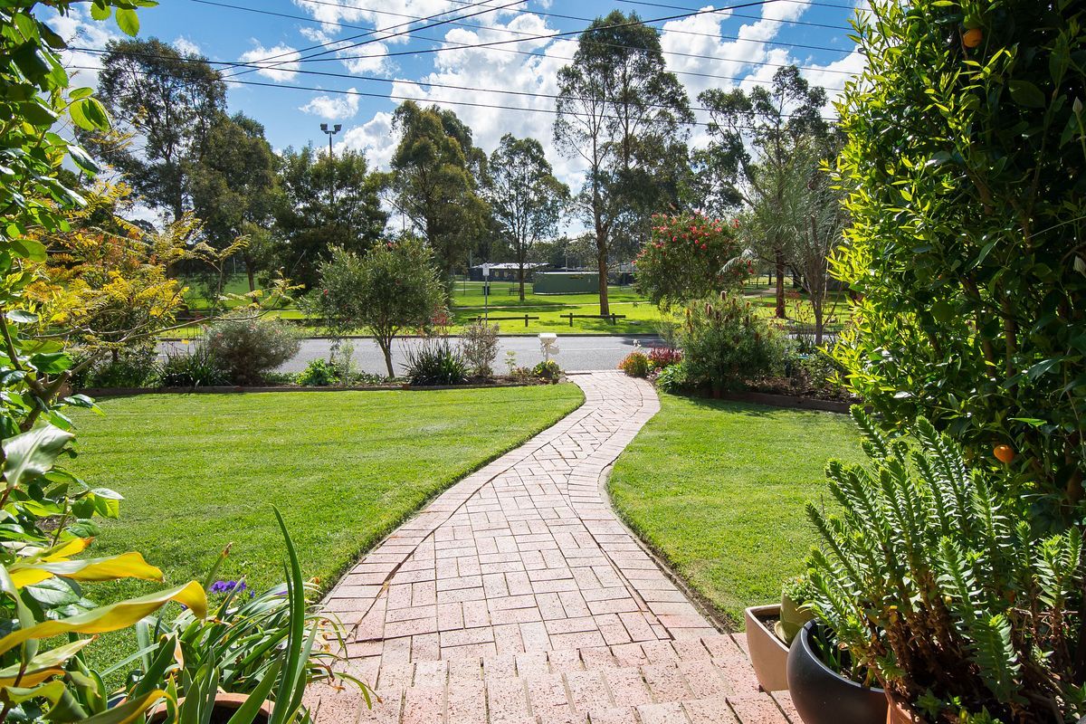 29 Willow Road, Upper Ferntree Gully VIC 3156, Image 2